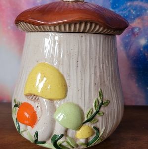 Handmade Merry Mushroom Style Vintage Cookie Jar 1985